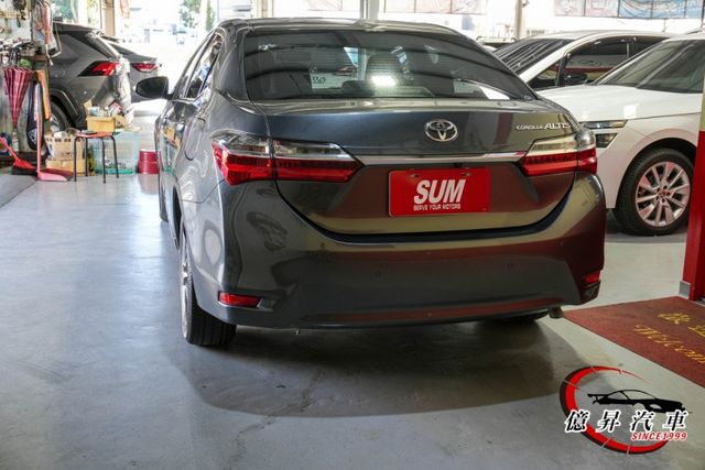 小改款，Keyless、定速、循跡防滑，倒車顯影、衛星導航，多功能影音  第5張相片