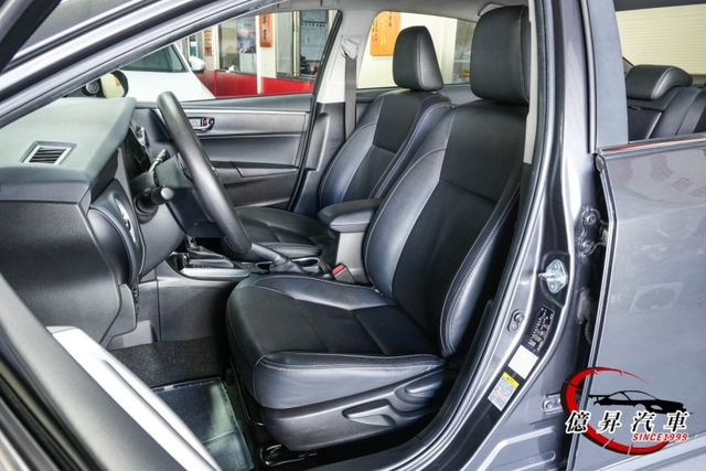 小改款，Keyless、定速、循跡防滑，倒車顯影、衛星導航，多功能影音  第7張相片