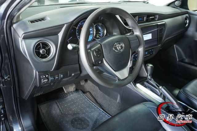 小改款，Keyless、定速、循跡防滑，倒車顯影、衛星導航，多功能影音  第9張相片