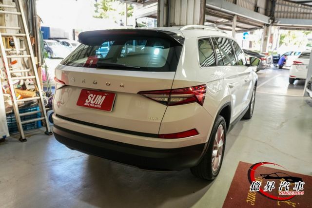 4X4，全景天窗、全數位儀表、360度環景、Matrix智慧型頭燈，新車保固中  第5張相片