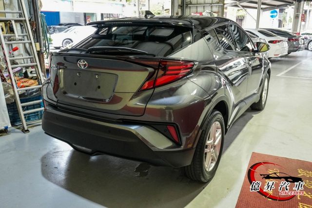 僅跑7.1萬公里，ACC跟車、盲點偵測、車道偏離警示，前衛跨界休旅  第4張相片