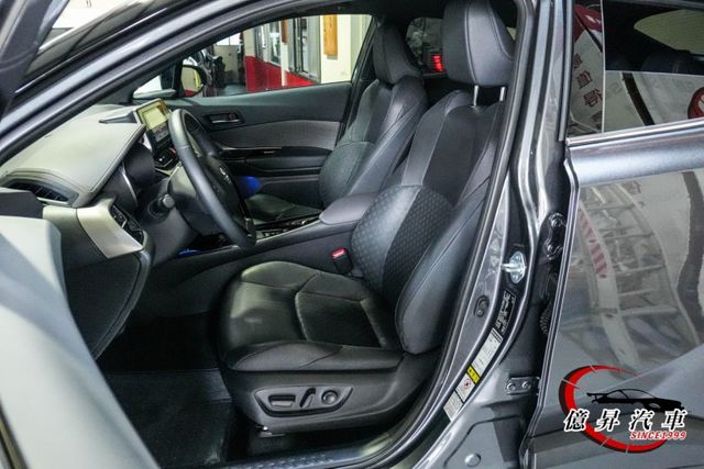 僅跑7.1萬公里，ACC跟車、盲點偵測、車道偏離警示，前衛跨界休旅  第8張相片