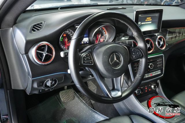 外型年輕、氣場不凡，入門也能有高質感， 時尚、操控、品味一次擁有。  第9張相片