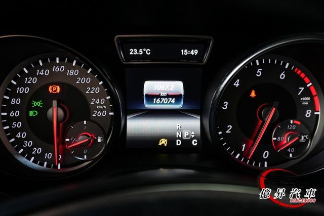 外型年輕、氣場不凡，入門也能有高質感， 時尚、操控、品味一次擁有。  第13張相片