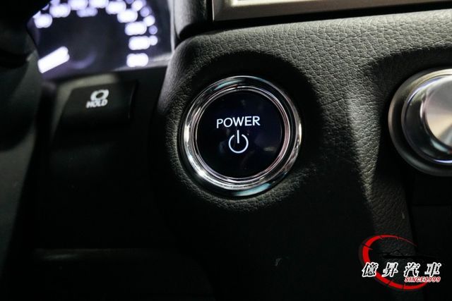 盲點偵測、Mark Levinson音響、冷熱通風椅、抬頭顯示器，大電池剛換新，附工單  第11張相片