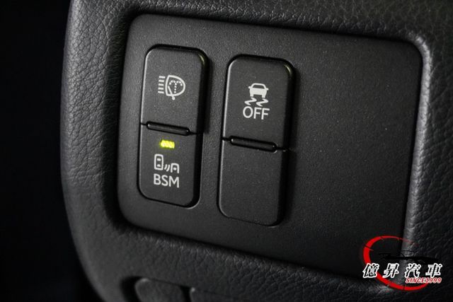 盲點偵測、Mark Levinson音響、冷熱通風椅、抬頭顯示器，大電池剛換新，附工單  第15張相片