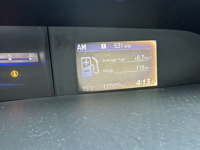 換檔撥片、HID頭燈、天窗，VTI-S版，省油、妥善率優良，經典不敗神車  第17張相片