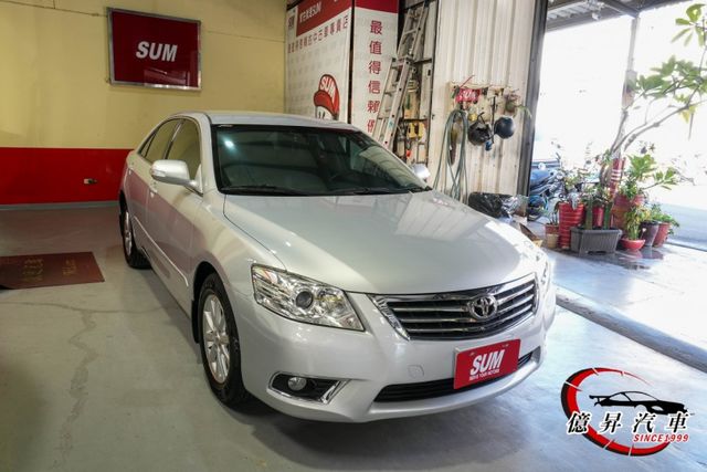 2.4E，引擎耐操、省油好保養，家庭房車首選，空間大、好開又好養  第2張相片