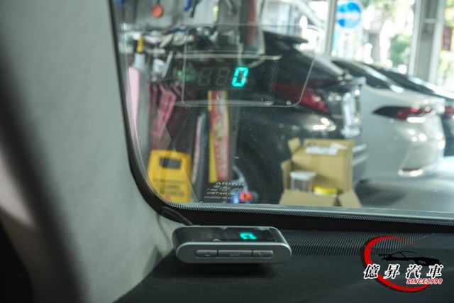 2.4E，引擎耐操、省油好保養，家庭房車首選，空間大、好開又好養  第13張相片