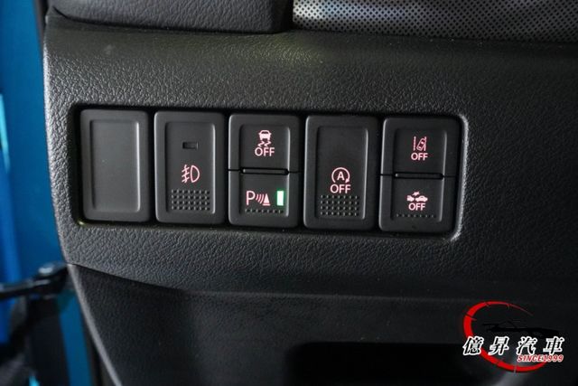 360環景、ACC跟車、盲點偵測、車道偏移警示，停車方便、視野良好，車身尺碼剛好  第15張相片