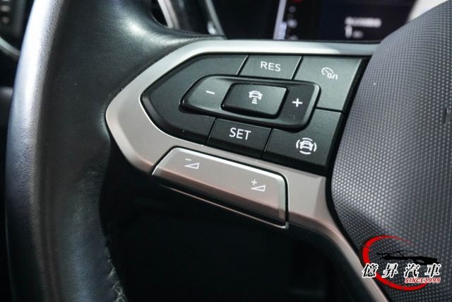 ACC跟車、10.25吋全邏輯數位化儀表、R-Line專屬套件，都會小休旅首選  第14張相片