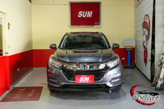 原廠保養，LED頭燈、LED日行燈、換檔撥片、自動感應頭燈，S版，跨界小休旅  第3張相片