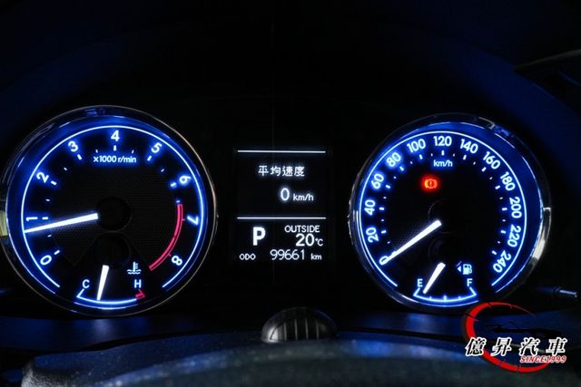 低里程，LED頭燈、換檔撥片、Keyless、專屬Z版空力套件，市場稀有Z版  第18張相片