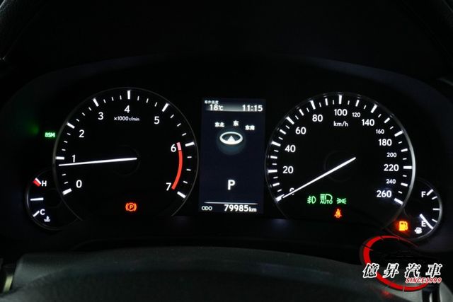 RX300頂級型，抬頭顯示器、電動尾門、ACC跟車、盲點偵測、雙前座通風椅  第17張相片