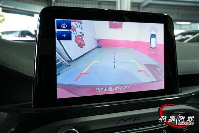 12.3吋數位儀表、抬頭顯示器、電動座椅、B&O音響，高CP值運動房車  第19張相片