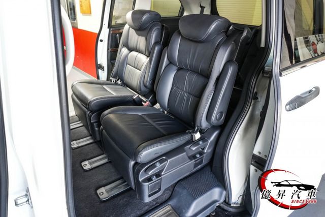 懸吊穩定、長途乘坐不疲累，天窗、雙邊電動滑門、盲點偵測、360度環景，APEX版  第9張相片