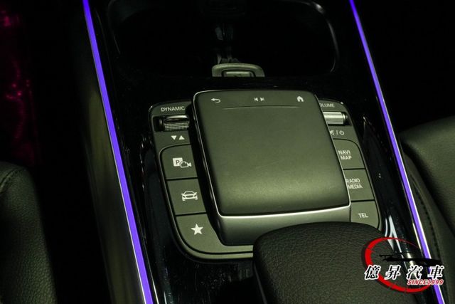 原廠保養，23P跟車、選配柏林之音、夜色套件，空間與動力兼具，跨界運動休旅  第15張相片