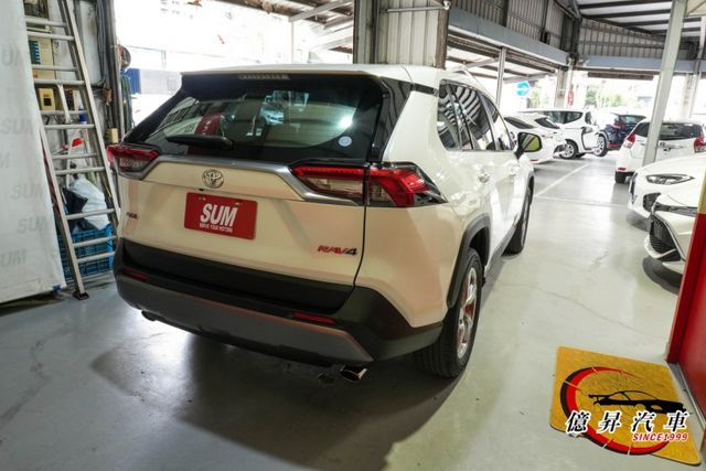 ACC跟車、360度環景、電動尾門，旗艦版，妥善率優良，高CP值，SUV 首選  第6張相片