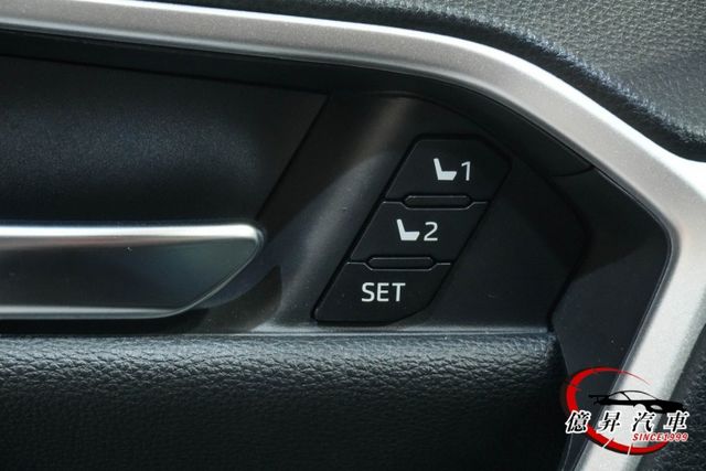 ACC跟車、360度環景、電動尾門，旗艦版，妥善率優良，高CP值，SUV 首選  第16張相片