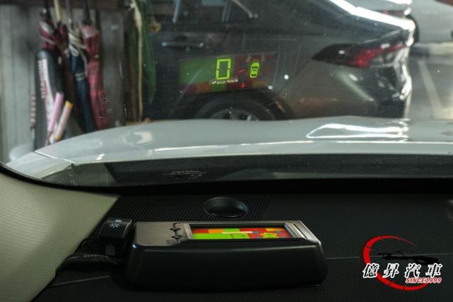 完美影音版，Keyless、360度環景，單純跑多，原廠保養紀錄完整  第14張相片