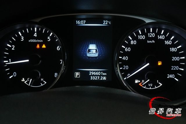 完美影音版，Keyless、360度環景，單純跑多，原廠保養紀錄完整  第15張相片