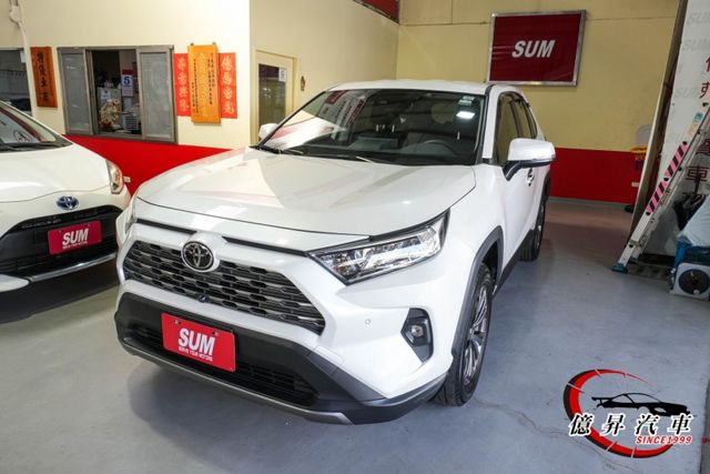 小改款數位儀表，360度環景、電動尾門，旗艦版，空間、妥善率、保值率一次擁有  第1張相片