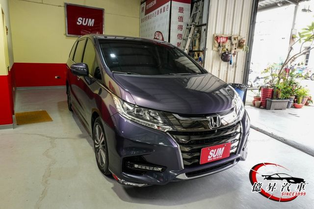 360度環景、電動天窗、雙邊電動側滑門、ACC跟車、盲點，兼具舒適、科技與實用性  第2張相片