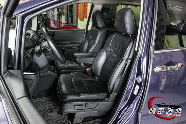 360度環景、電動天窗、雙邊電動側滑門、ACC跟車、盲點，兼具舒適、科技與實用性  第8張相片