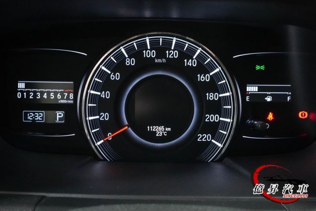 360度環景、電動天窗、雙邊電動側滑門、ACC跟車、盲點，兼具舒適、科技與實用性  第19張相片