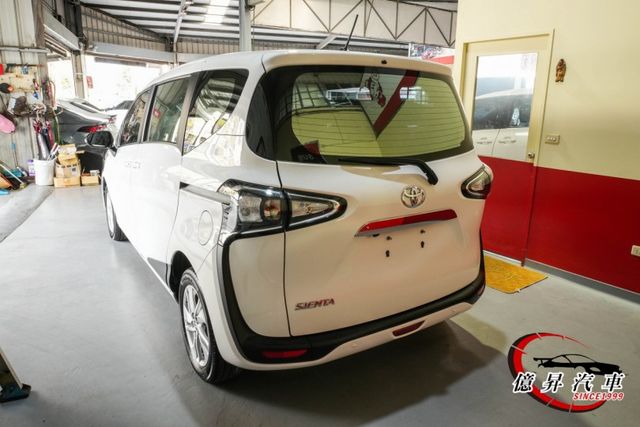 低里程，I-KEY、恆溫、盲點偵測，5人座豪華+，空間變化靈活，自用、載貨都好用  第5張相片