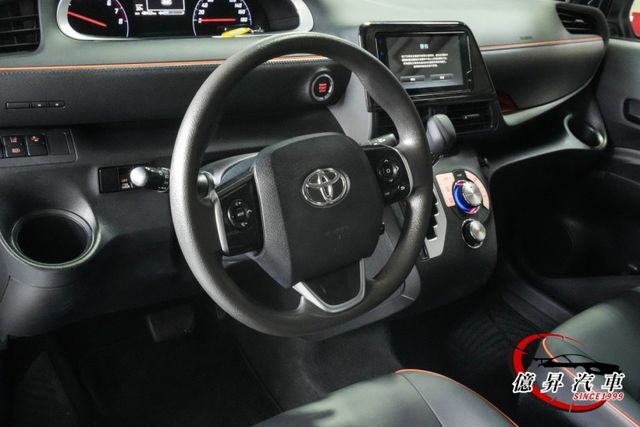 低里程，I-KEY、恆溫、盲點偵測，5人座豪華+，空間變化靈活，自用、載貨都好用  第10張相片