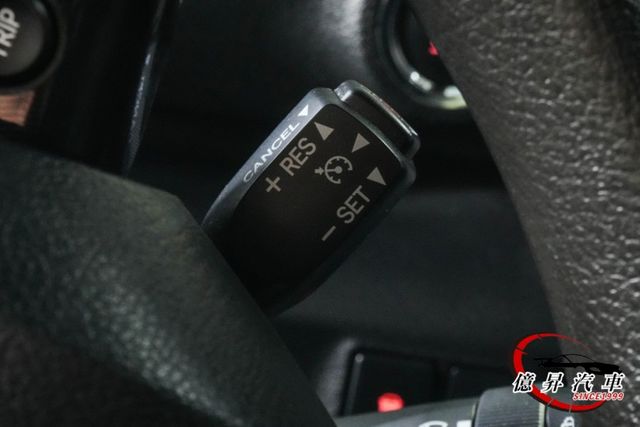 低里程，I-KEY、恆溫、盲點偵測，5人座豪華+，空間變化靈活，自用、載貨都好用  第11張相片