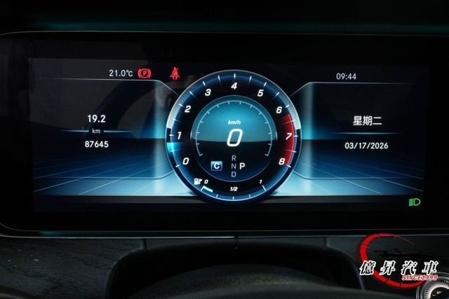 CarPlay、盲點偵測、全景天窗，無窗框雙門設計，兼顧日常舒適與熱血駕馭  第20張相片