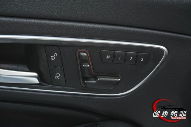 HK音響、22P跟車、賽車椅、夜色套件，二階特調晶片、HRE鋁圈、全段排氣管  第14張相片