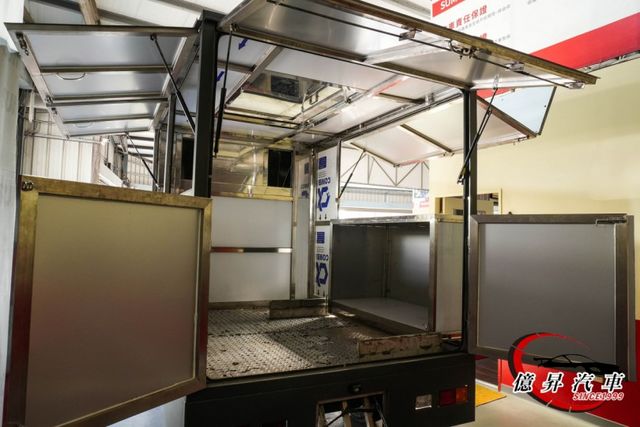 僅跑190公里，全新改裝餐車，行照已合法變更，回家可直接賺錢!  第8張相片