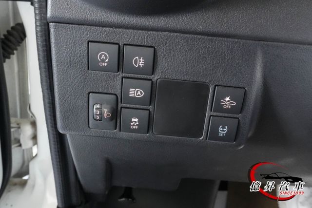 僅跑190公里，全新改裝餐車，行照已合法變更，回家可直接賺錢!  第14張相片