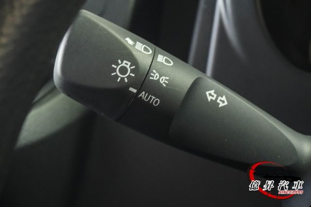 僅跑190公里，全新改裝餐車，行照已合法變更，回家可直接賺錢!  第15張相片