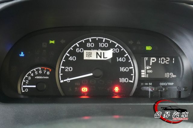 僅跑190公里，全新改裝餐車，行照已合法變更，回家可直接賺錢!  第16張相片