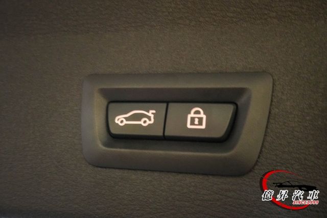 剛大整理完畢，電動尾門、電動座椅、雙區恆溫，加裝360環景、多功能安卓影音  第7張相片