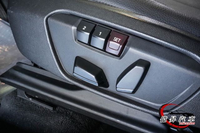 剛大整理完畢，電動尾門、電動座椅、雙區恆溫，加裝360環景、多功能安卓影音  第11張相片