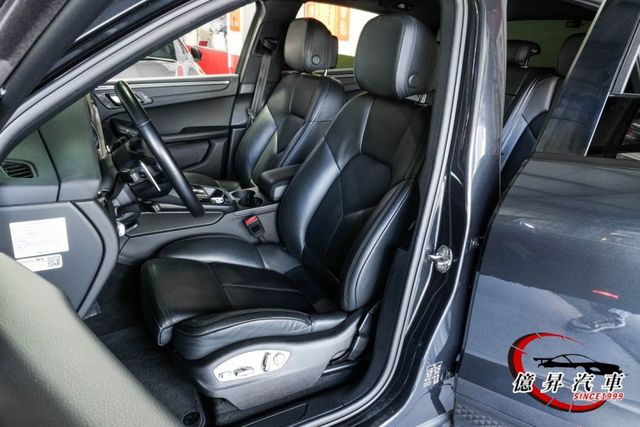 低里程，小改款G3，全景天窗、360環景、金屬火山灰、14向電動椅，選配30萬  第9張相片