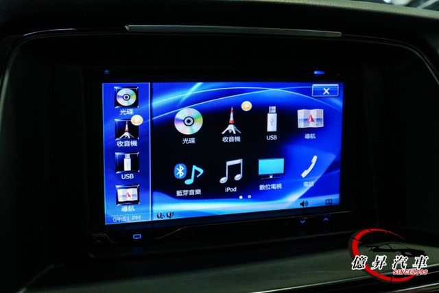 雙區恆溫、駕駛座電動/記憶座椅、車道變換輔助系統，日系旗艦房車，輕鬆入手  第18張相片