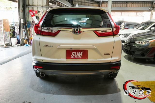 低里程，ACC跟車、盲點偵測、車道偏移警示，妥善率優良，家用休旅首選  第4張相片