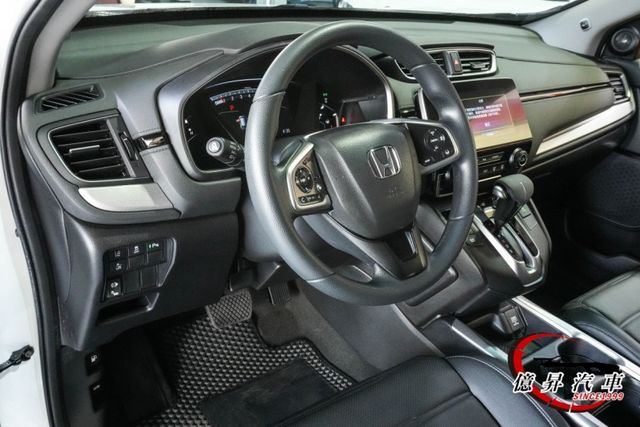 低里程，ACC跟車、盲點偵測、車道偏移警示，妥善率優良，家用休旅首選  第9張相片