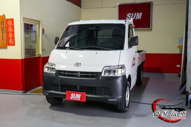 低里程，新車保固中，TSS、LED頭燈、前後行車紀錄器  第1張相片