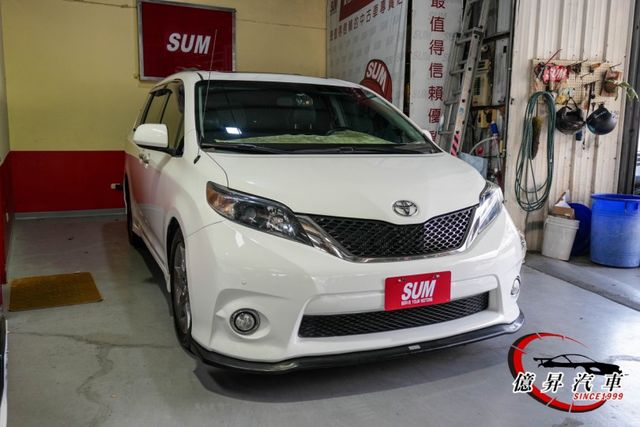 SE運動版，雙電動滑門、盲點偵測，具運動感與家庭實用兼具的MPV  第2張相片