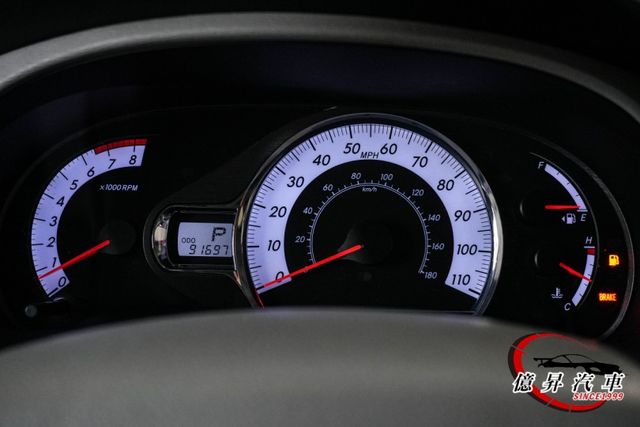 SE運動版，雙電動滑門、盲點偵測，具運動感與家庭實用兼具的MPV  第20張相片