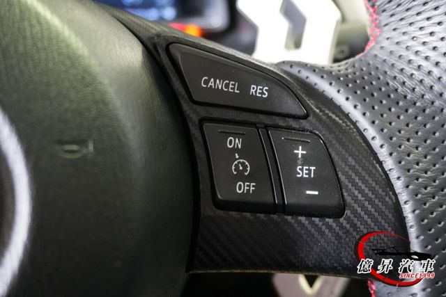 五門頂級型，外型流線動感、內裝簡約質感，油耗表現優異、養車輕鬆  第12張相片