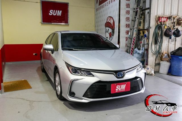 Keyless、恆溫空調、ACC跟車、盲點偵測，大電池保固8年16萬公里  第2張相片