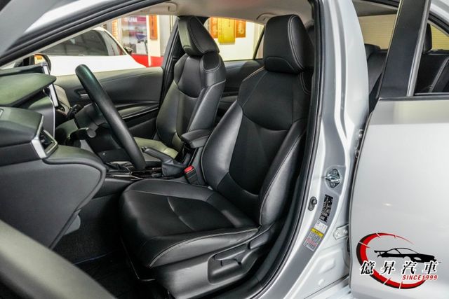 Keyless、恆溫空調、ACC跟車、盲點偵測，大電池保固8年16萬公里  第8張相片